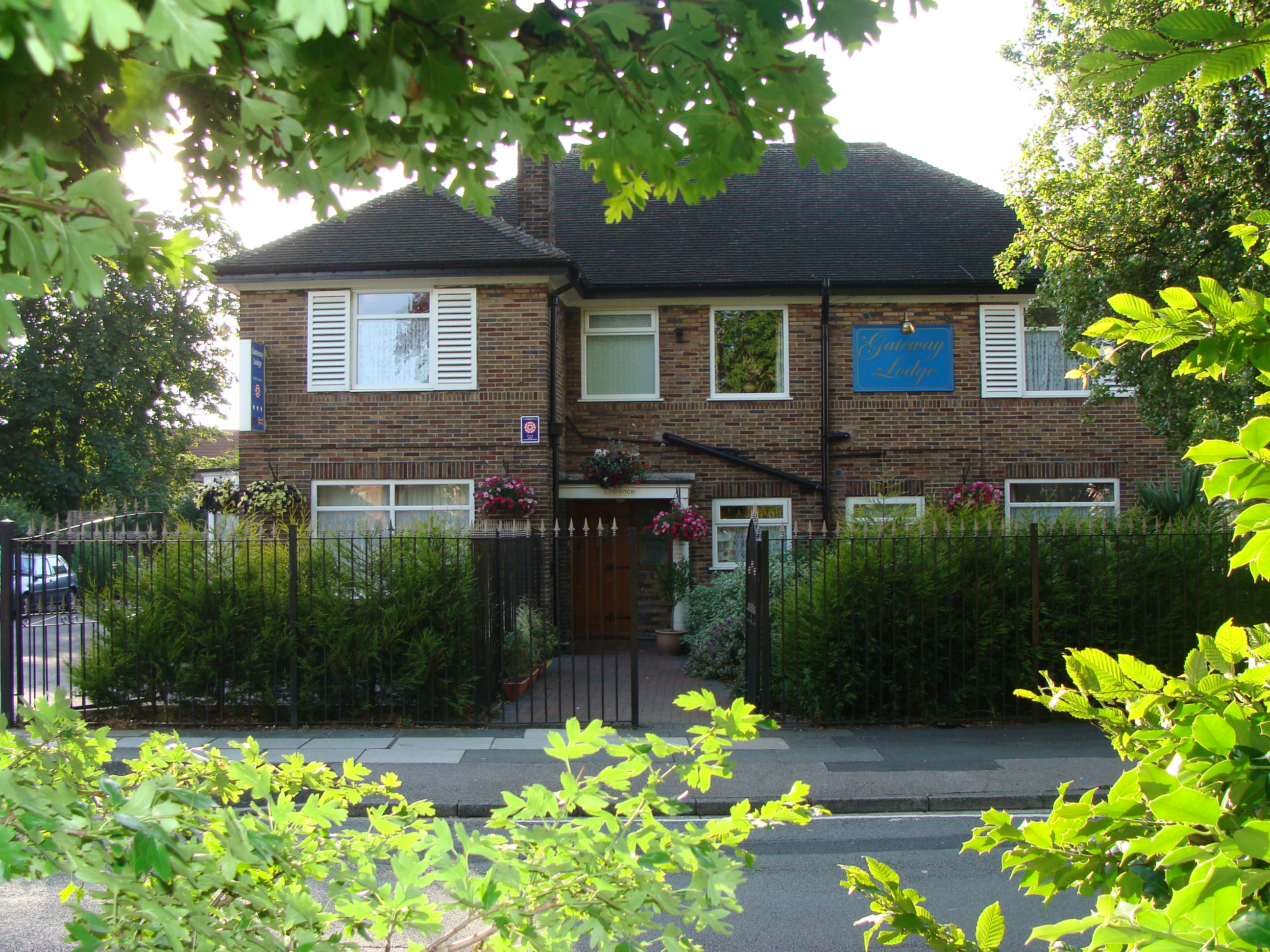 Gallery for Gateway Lodge Liverpool guest house,Liverpool b+b, Liverpool Hotel, Liverpool